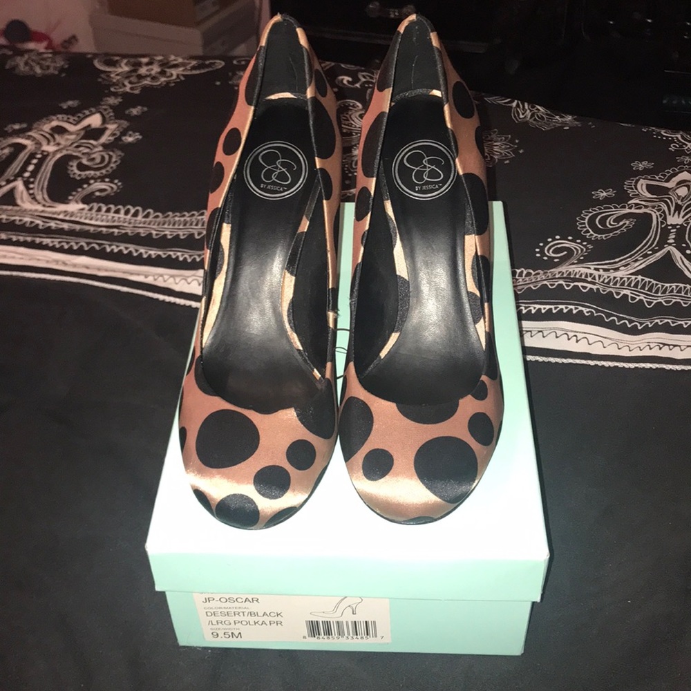 Jessica Simpson high heels